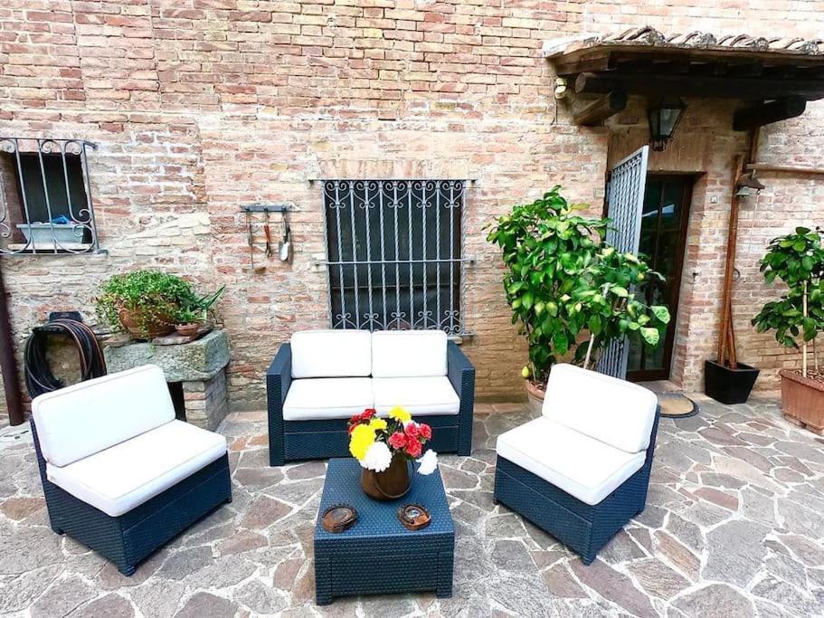 Villa Casa Lazzaro Al Centro Di Sienne Extérieur photo
