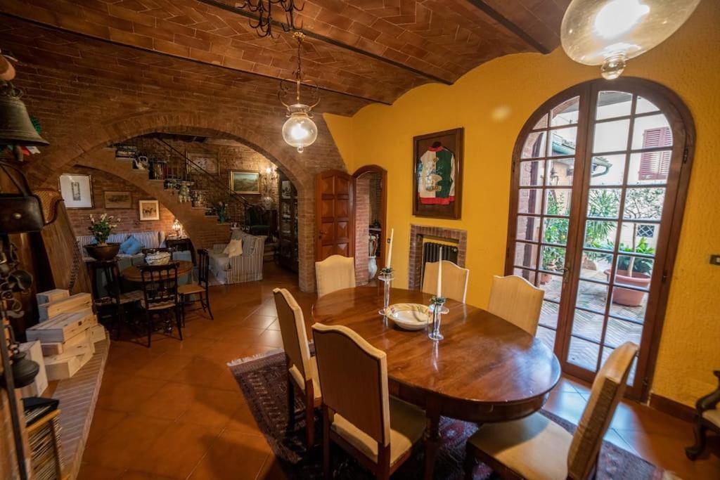 Villa Casa Lazzaro Al Centro Di Sienne Extérieur photo