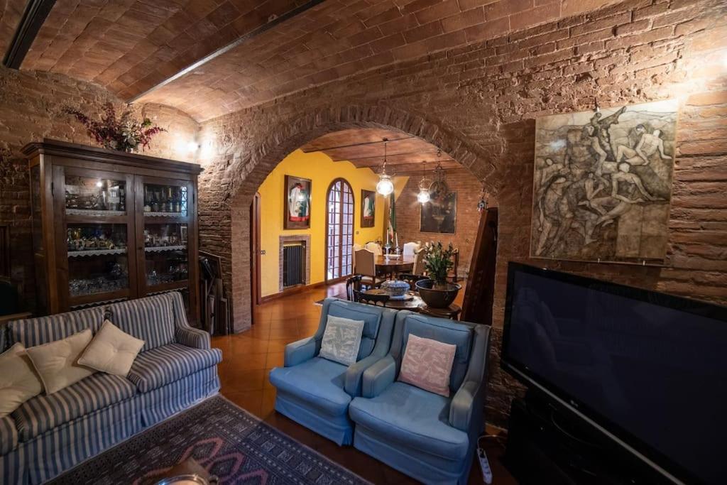 Villa Casa Lazzaro Al Centro Di Sienne Extérieur photo